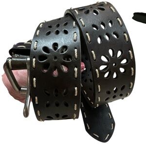 Faded Glory Brown Laser Cut Floral w Tan String Italian Bonded Leather Buckle S